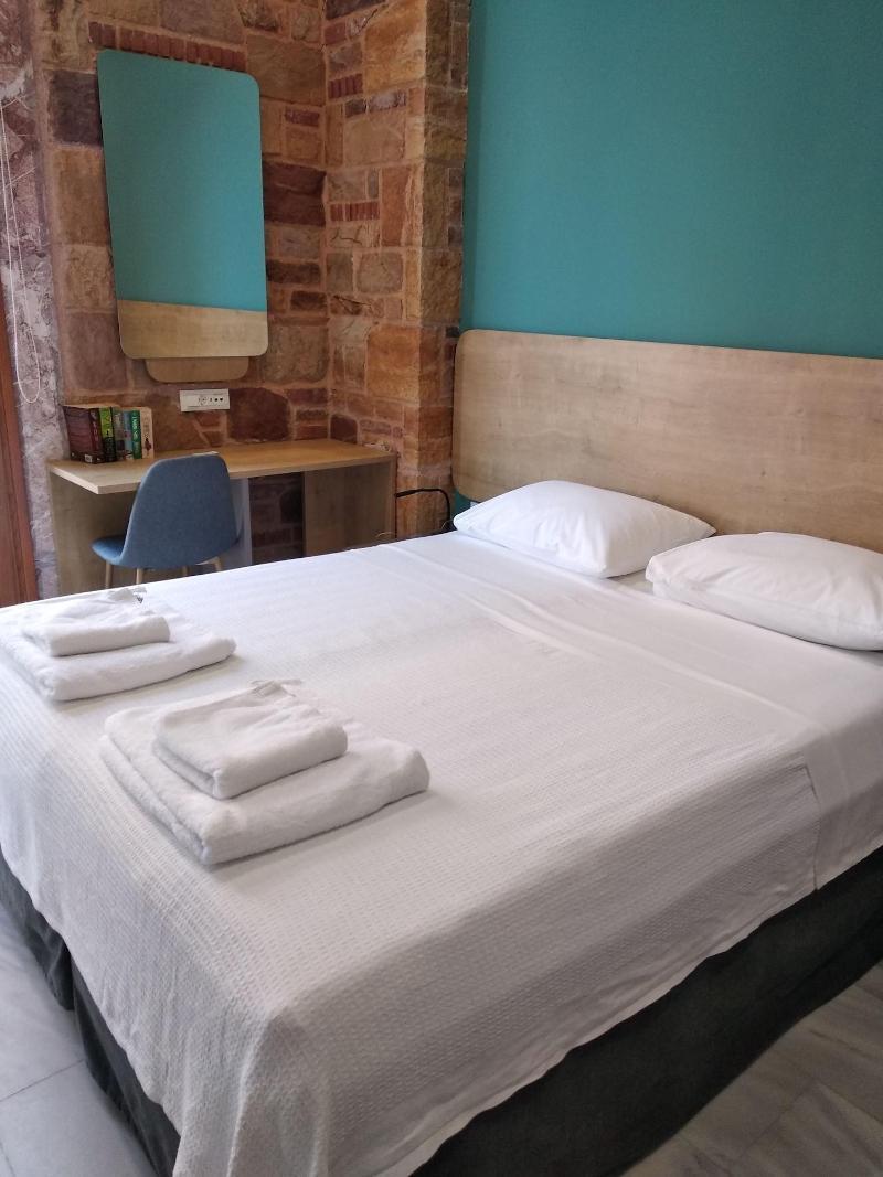 Chios City Inn エクステリア 写真