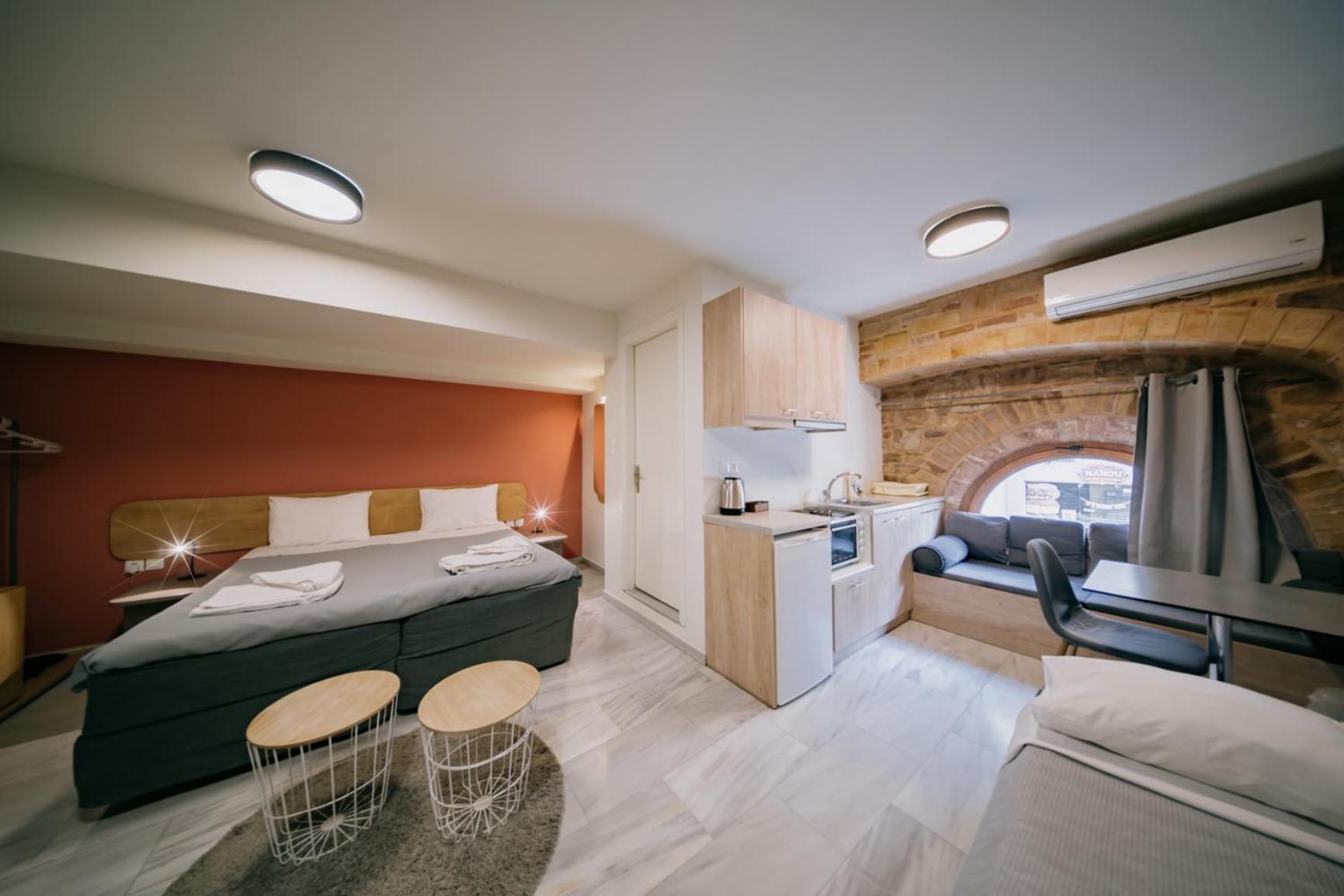 Chios City Inn エクステリア 写真