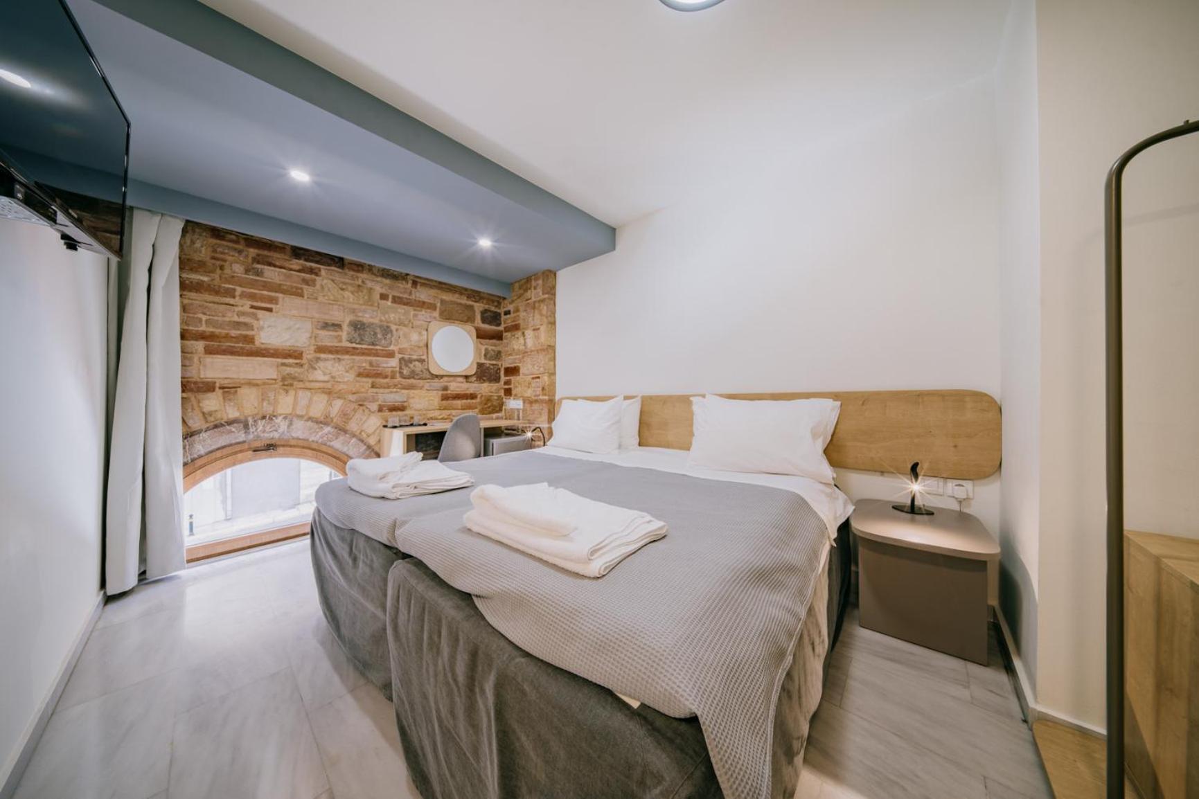 Chios City Inn エクステリア 写真