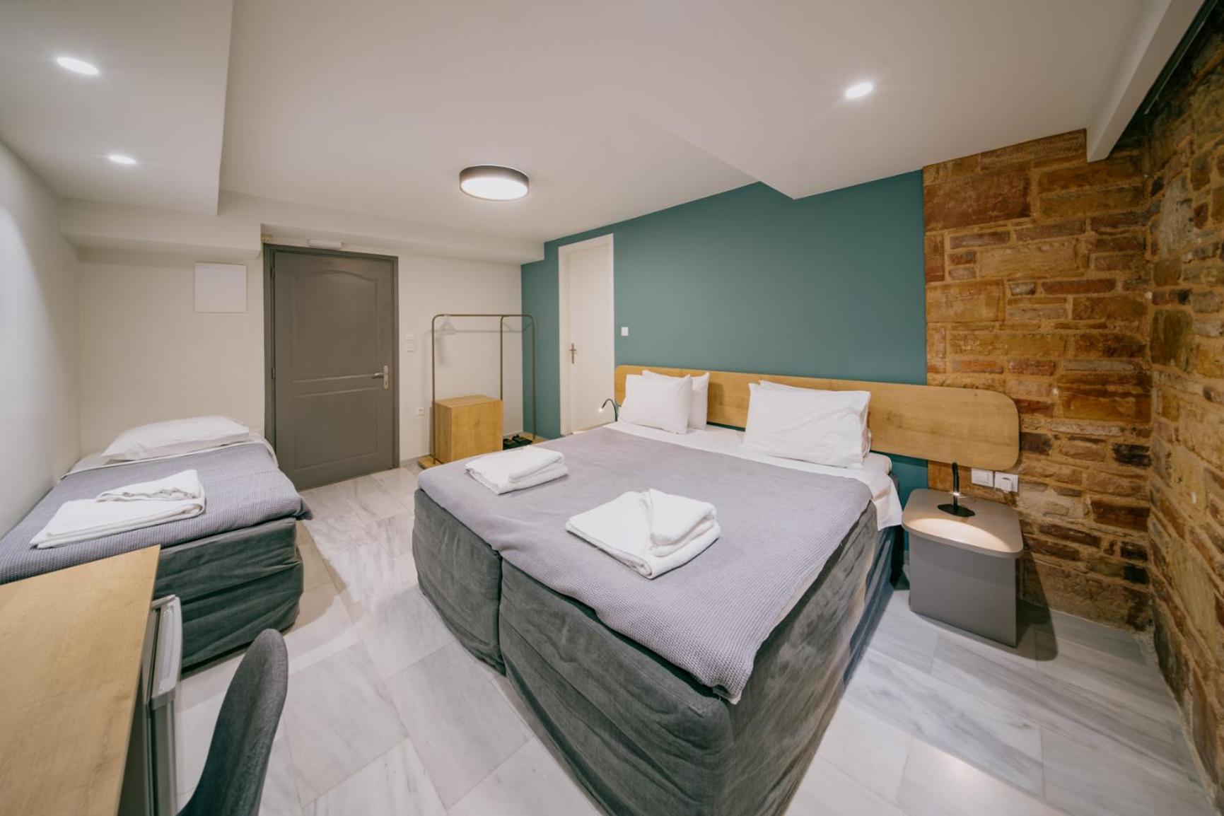Chios City Inn エクステリア 写真